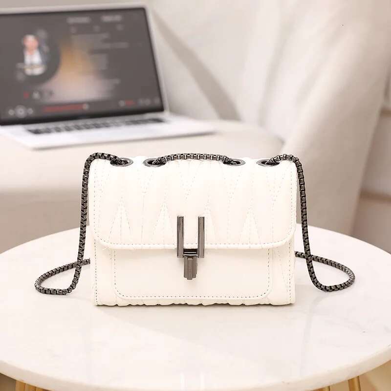 Fashionable Gge Girl Crossbody New Little Fragrance Chain Shoulder Simple Solid Color Crinkled Women's Bag PU