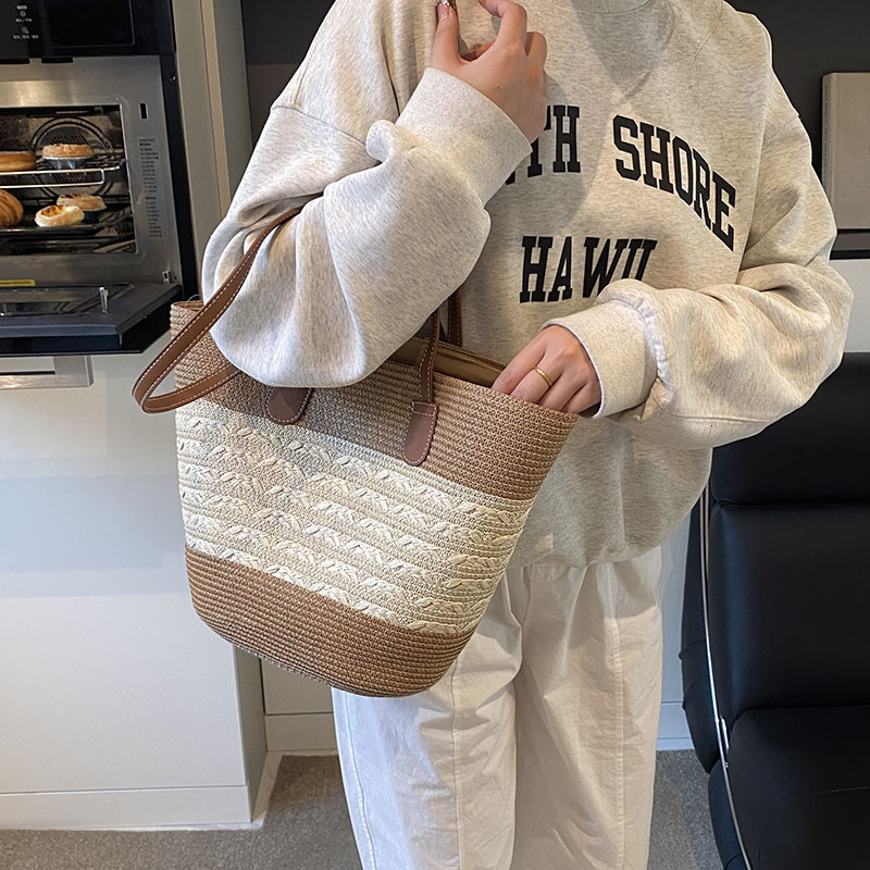 Straw woven for women's summer Instagram style 2025 new beach outdoor travel vacation large capacity shoulder bag #swissmilitary