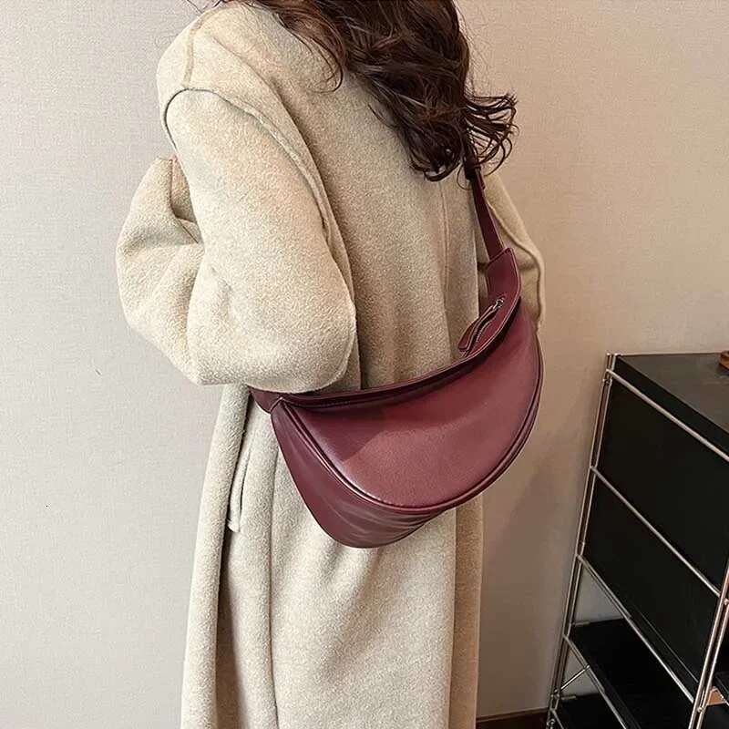 Sewing Thread Shoulder Zipper Women's Bags new style5 Hot Sale PU High Capacity Handbag Solid Saddle Splicing Bolsas De Mujer
