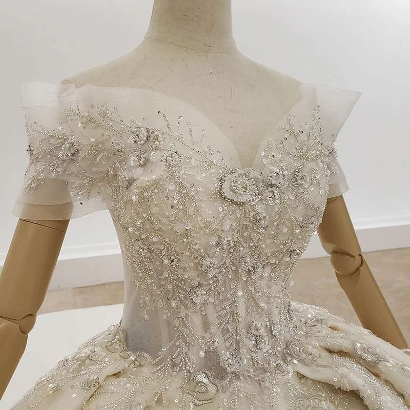 Htl1317 Sweetheart Off Shoulder Crystal Sequins 2021 Short Sleeve Applique Beading Ball Gown Wedding Dress