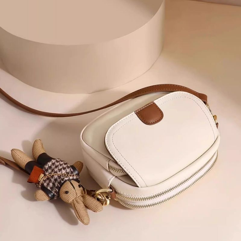 High end super popular for women 2024 new commuting versatile small round spring and summer crossbody bag, single