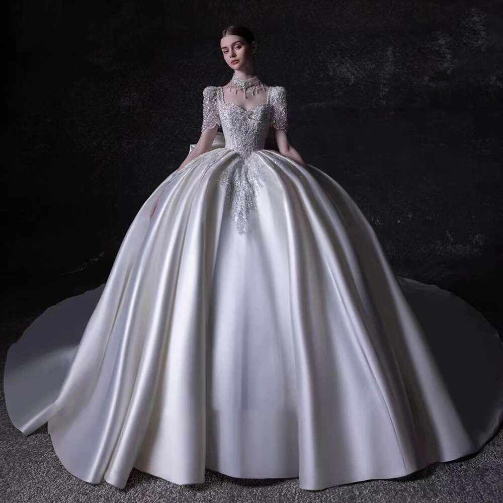 Custom Dress Satin Appliques Dresses Square Collar Naked Back Robe Marriage Shiny Wedding Dresses