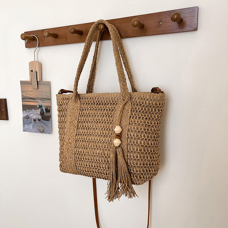Beach vacation beach 2025 spring new hand-held woven commuting versatile single shoulder crossbody bag #swissmilitary
