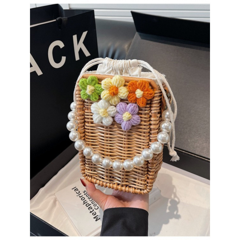 Weaving weaving for women's spring and summer 2025 new item, niche pearl crossbody bag, vacation hand-held beach bag #swissmilitary