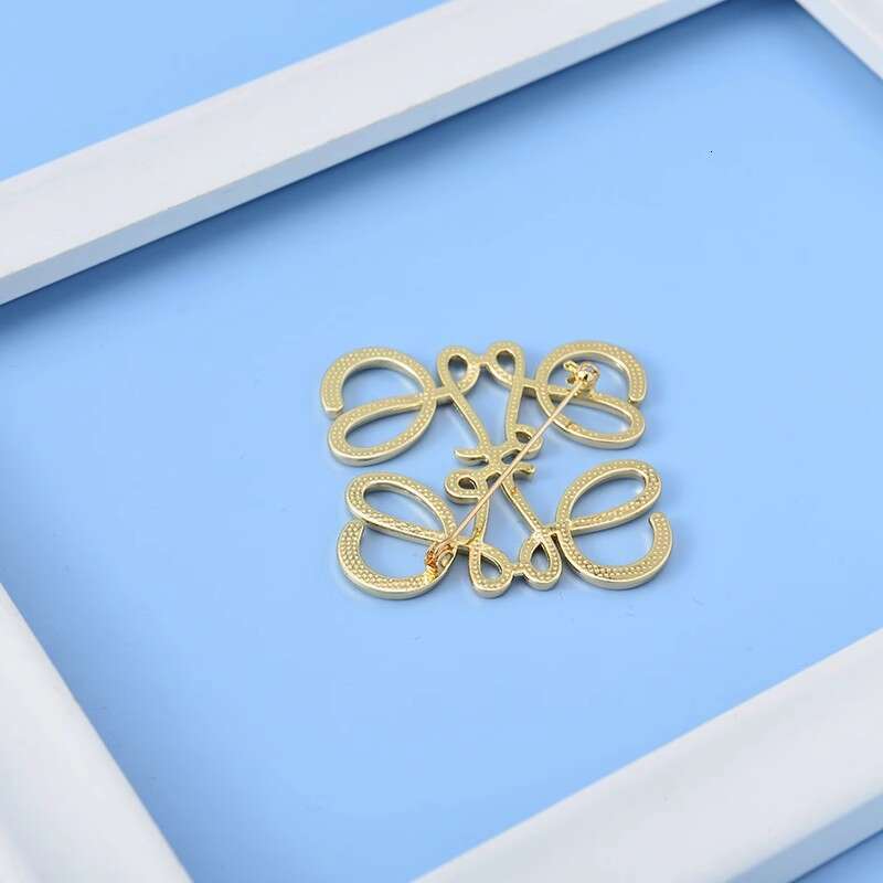 Fashionable accessories, minimalist square geometric hollow out, versatile personality, brooch, clothing, pin, sweater, coat, chest wer, female