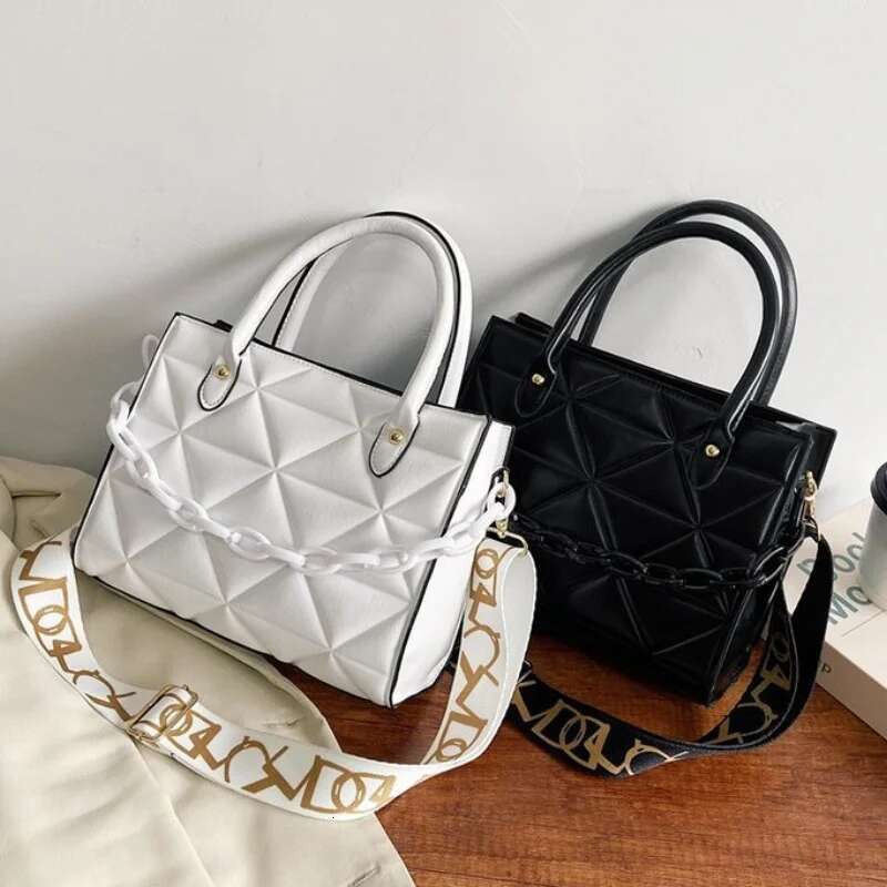 Ladies Handbag Girls Hundred Fashion Tote Commuter Large Capacity Slant Cross Bag Comfortable Shoulder Strap PU