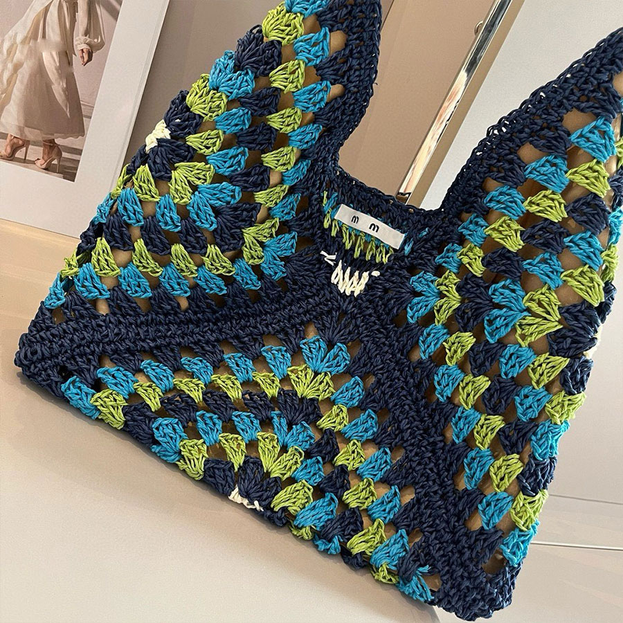 Summer 2025 New Designer Fashion Woven Striped Patchwork Shoulder Bag Crossbody Bag Handheld Storage Bag Shopping Beach Women s Bag With Four Colors T