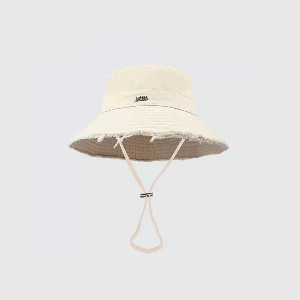 Wide Brim Hats Bucket Hats 2023 New Four Seasons Correct Edition J Family Letter Fisherman Hat Fashion Versatile for Men and Women Outdoor Sun Protect