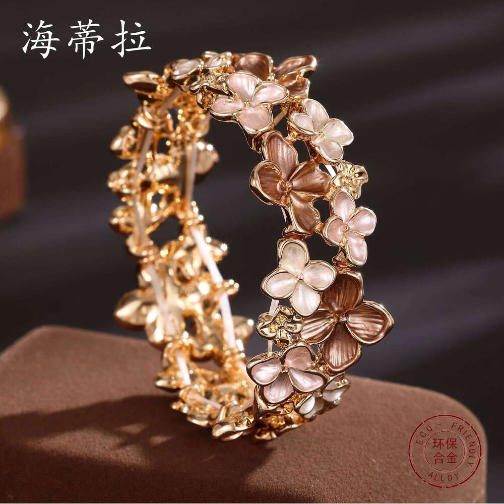 Designer bracelet Hot selg enamel colored elastic for women, high-end and versatile cherry blossom alloy bracelet