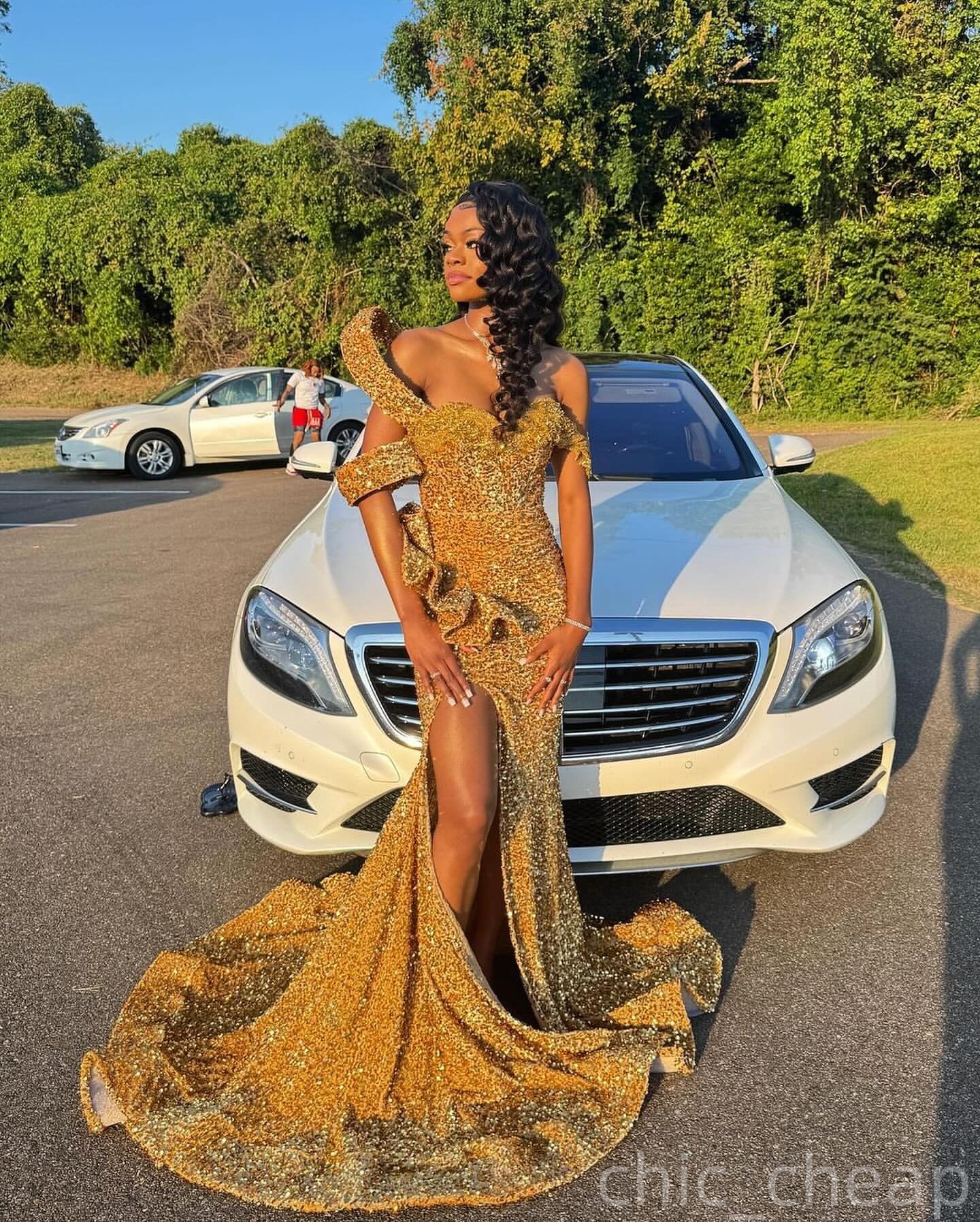 Gold Mermaid Prom Dresses 2025 Sweetheart Crystals Sequined High Split Evening Formal Party Second Birthday Engagement Gowns Plus Size Dress For Speci