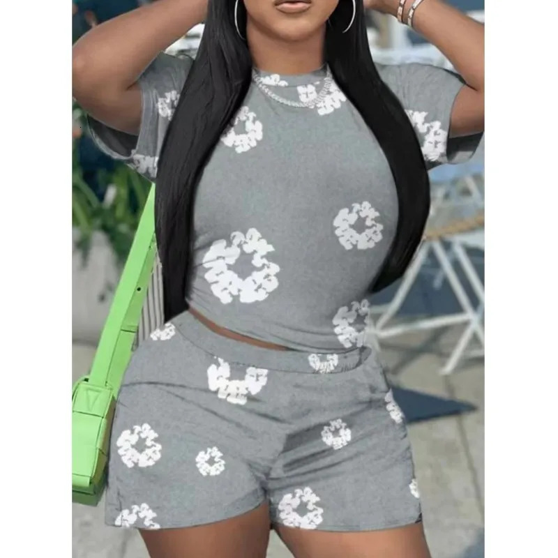 Womens 2 Piece Set Short Sleeve Crop T Shirt Casual Shorts Suit Y2K Sexy Night Club Party Summer Outfits Workout Tracksuits 250227