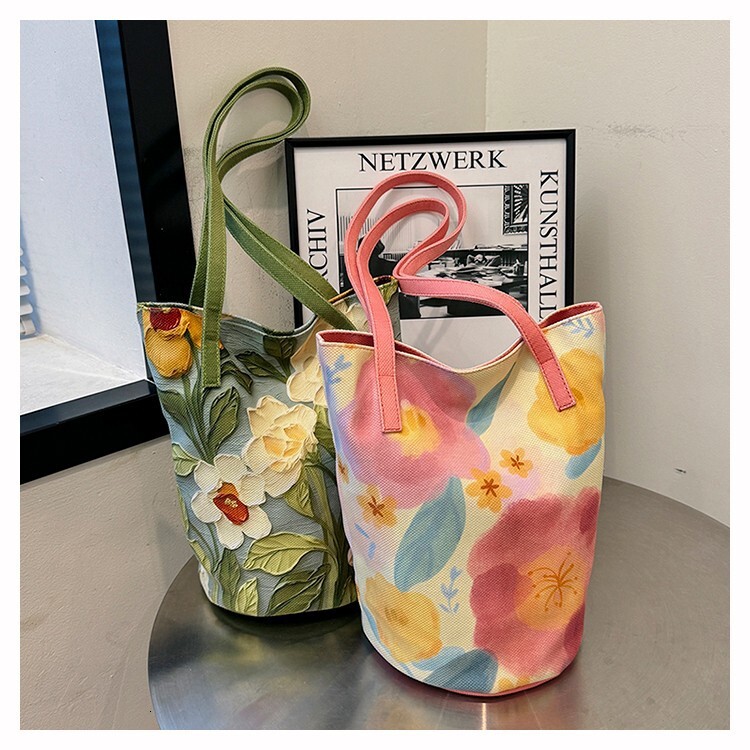 Oil painting flower versatile large capacity high-end shoulder women's three-dimensional bucket bag, summer travel handbag #swissmilitary