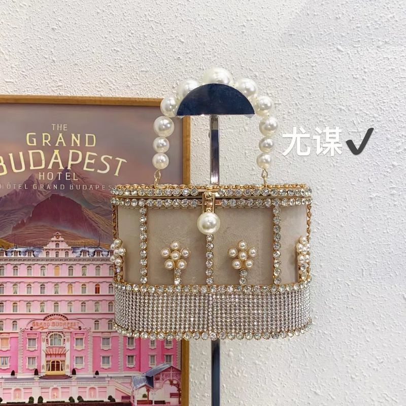 French-style Metal Hollow-out Shiny Dia Bucket Bag