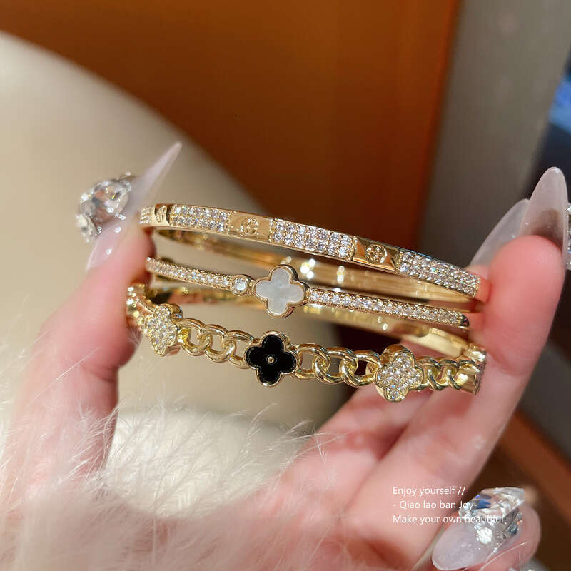 designer bracelet and Real gold electroplated zircon wer Korean ins high-end bracelet niche commuting new handmade accessory for women with gift box