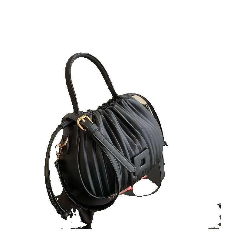 Retro Pleated Shoulder Fashion Drawstring Girl Crossbody Korean Ladies Handbag Bucket Bag Metal Decoration PU Materia