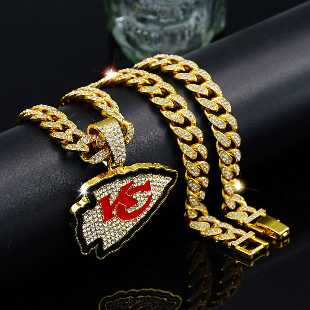 New Fashion Accessories with Dia Drip Oil Christmas Tree Shield Single Pendant, Personalized Hip Hop Cuban Chain