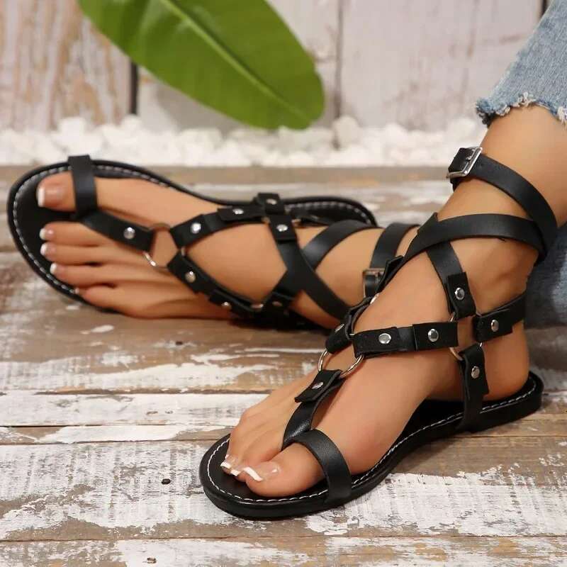 Rome Women Summer Hot Sale Women's Retro Ankle Buckle Rivet Flat Sandals British Style Plus Size Lady Shoes
