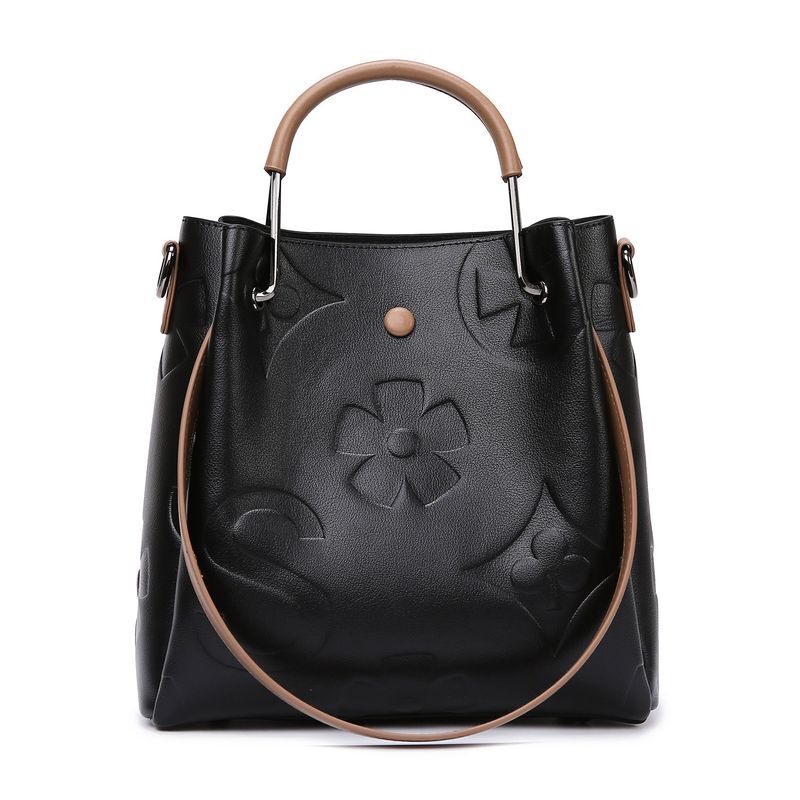Fashionable and atmospheric tote 2024 new crossbody women's large capacity bucket bag single shoulder handbag