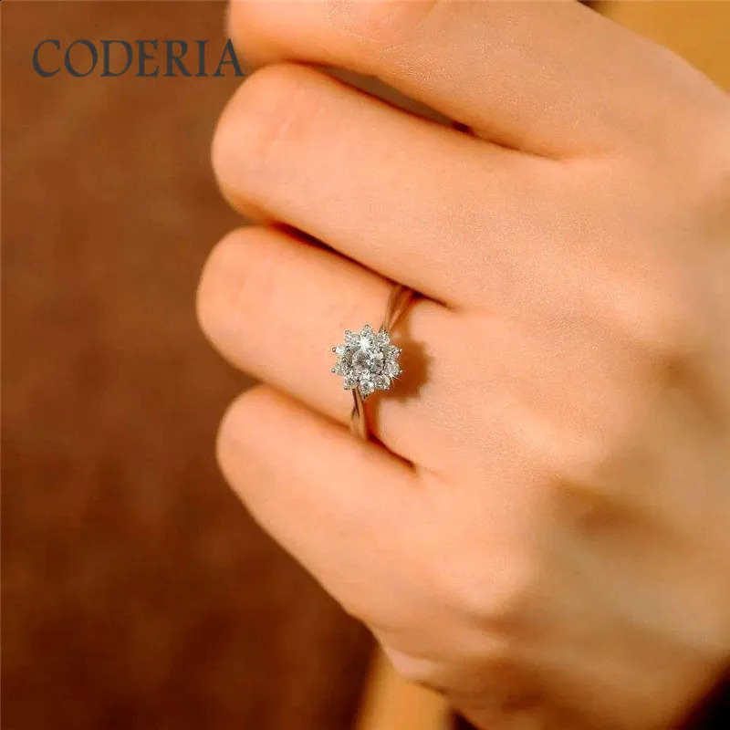 0.5 CT Classic Six Claw Ring Womens 925 Sterling Silver Fashion Jewelry Pass Diamond Test Rings 250219