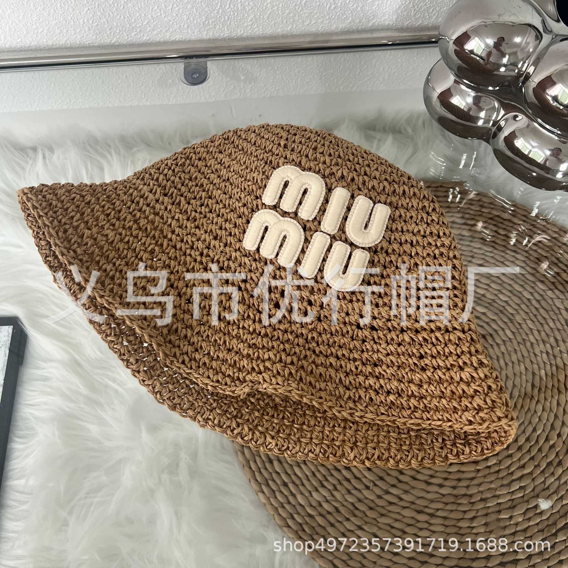 Wide Brim Hats Bucket Hats The straw hat with huge shading is not delicate The sun hat has a large brim and a concave shape The sun hat is cool and br