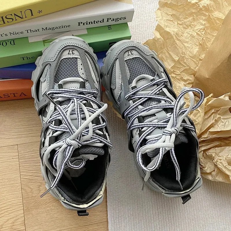 Super Hot New Mesh Breathable Thick Sole Women's Shoes 2024 Matcake Spring