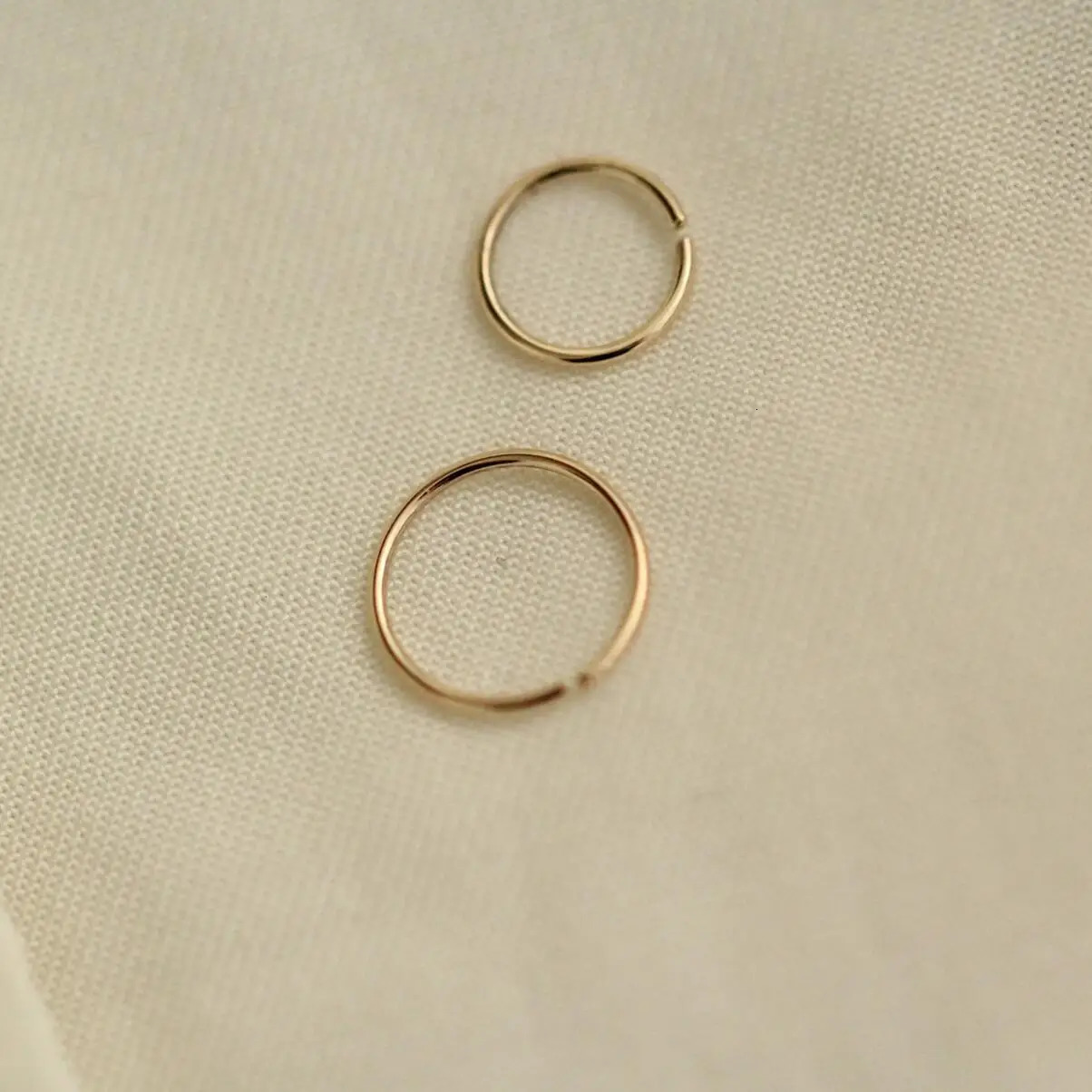 GOLDtutu 14K Gold Simple Nose Hoop Ring for Men and Women Small Nose Piercings Au585 kj468 250227