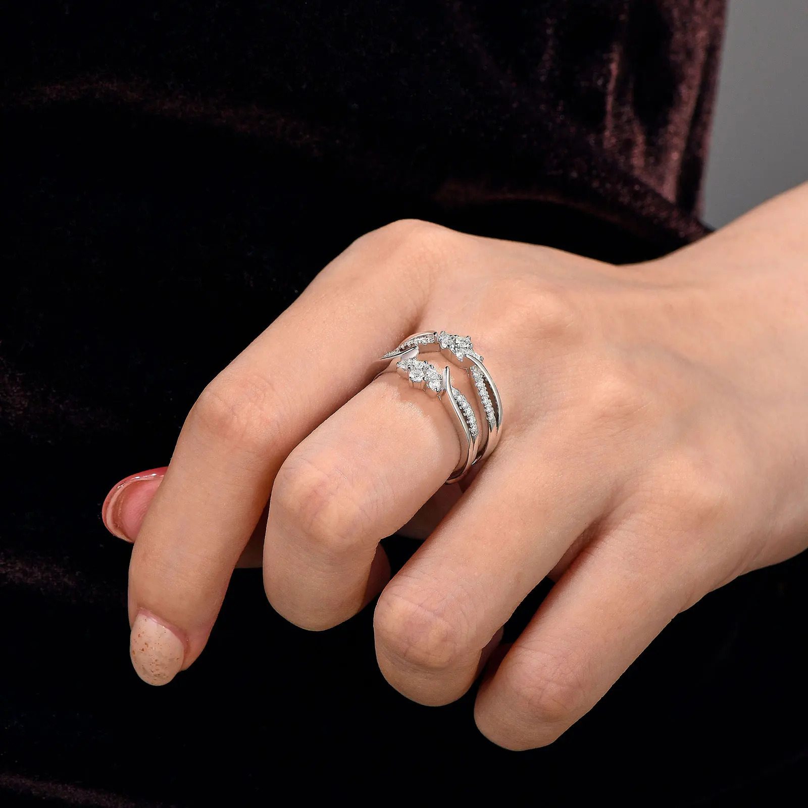 she Elegant 925 Sterling Silver Wedding Ring Enhancers for Women Adjustable Crown Engagement Quality Jewelry 250219