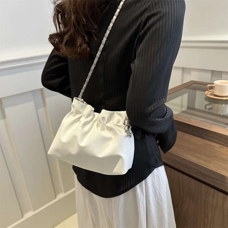 French Crossbody Fashion Shoulder Bucket Pure Colour Leisure Large Capacity Women's Bag Chain Decoration PU Mate