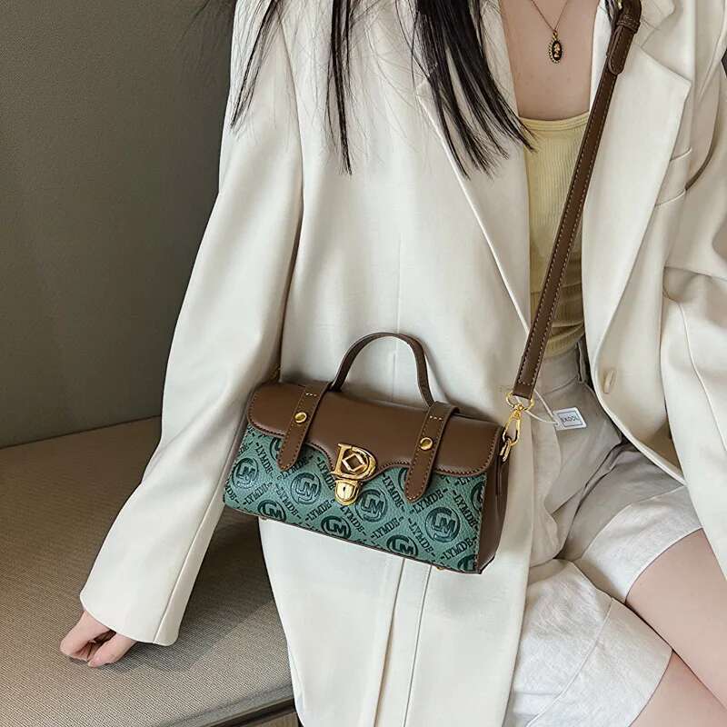 Retro Colorful Ladies Crossbody Baguette Fashion Emed Handbag Small Square Bag Casual Hundred Shoulder Girls