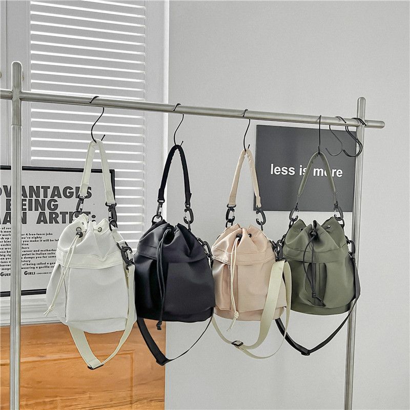 Single shoulder crossbody casual drawstring pleated bag, large capacity lightweight handbag, nylon bucket bag for women