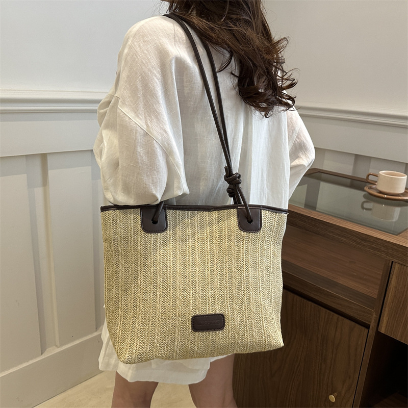 Simple One Shoulder Big Women 2025 Summer New Large Capacity Tote for Vacation and Leisure Beach Bag #swissmilitary