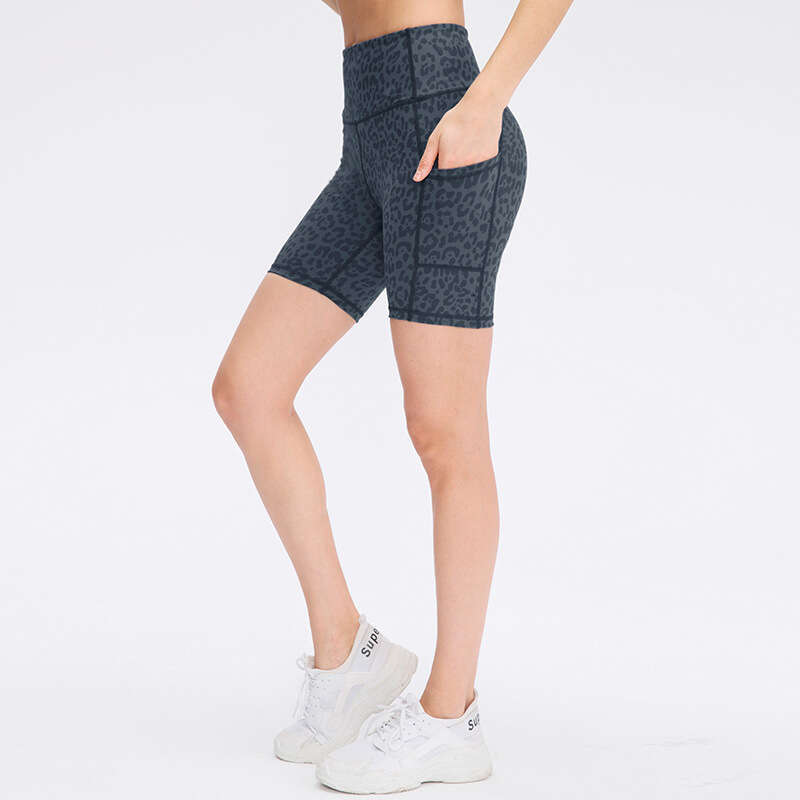 Women's printed nude yoga with pockets, skin friendly, tight fitting, elastic, quick drying sports fiess shorts 02413, 2025 new casual and versat