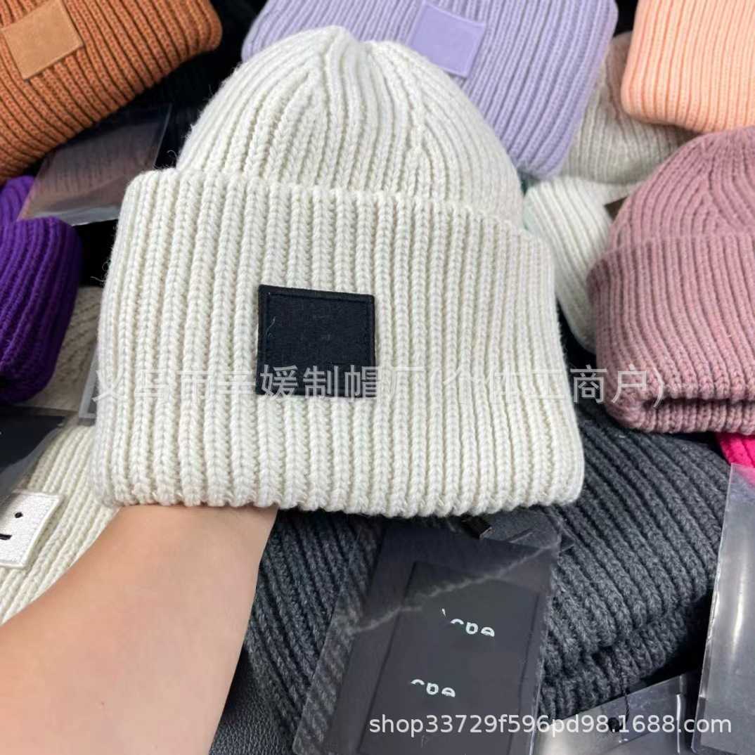 BeanieSkull Caps Autumn and Winter New Square Logo Smile Live Streaming Internet Celebrity Same Style Knitted Hat Mens and Womens Knitted Hat Versatil