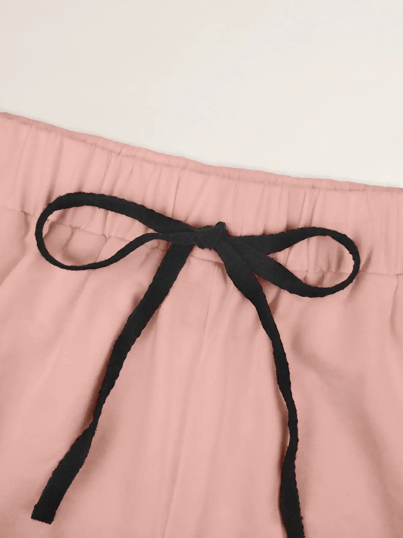 Finjani Plus Size Women Shorts Contrast Trim Drawstring Dolphin Casual Clothing For Summer 250228Z