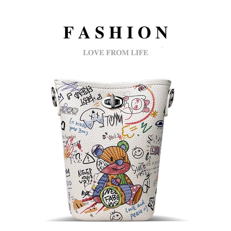 Women's bag Design Graffiti Bear Bucket Fashion Versatile Underarm Portable Messenger Mobile Phone Bag
