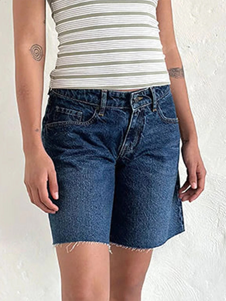 Womens Knee Length Denim Shorts Summer Loose Solid Color Wide Leg Raw Hem Vintage Bermuda with Pockets for Streetwear 250228Z