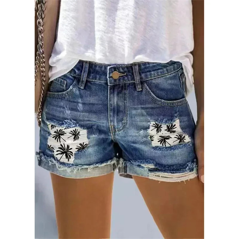 Fashion Broken Holes Splicing Cloth Denim Shorts Women Folded Legs Three Quarter Pants Female Casual Trend Streetwear Mini Jeans 250227