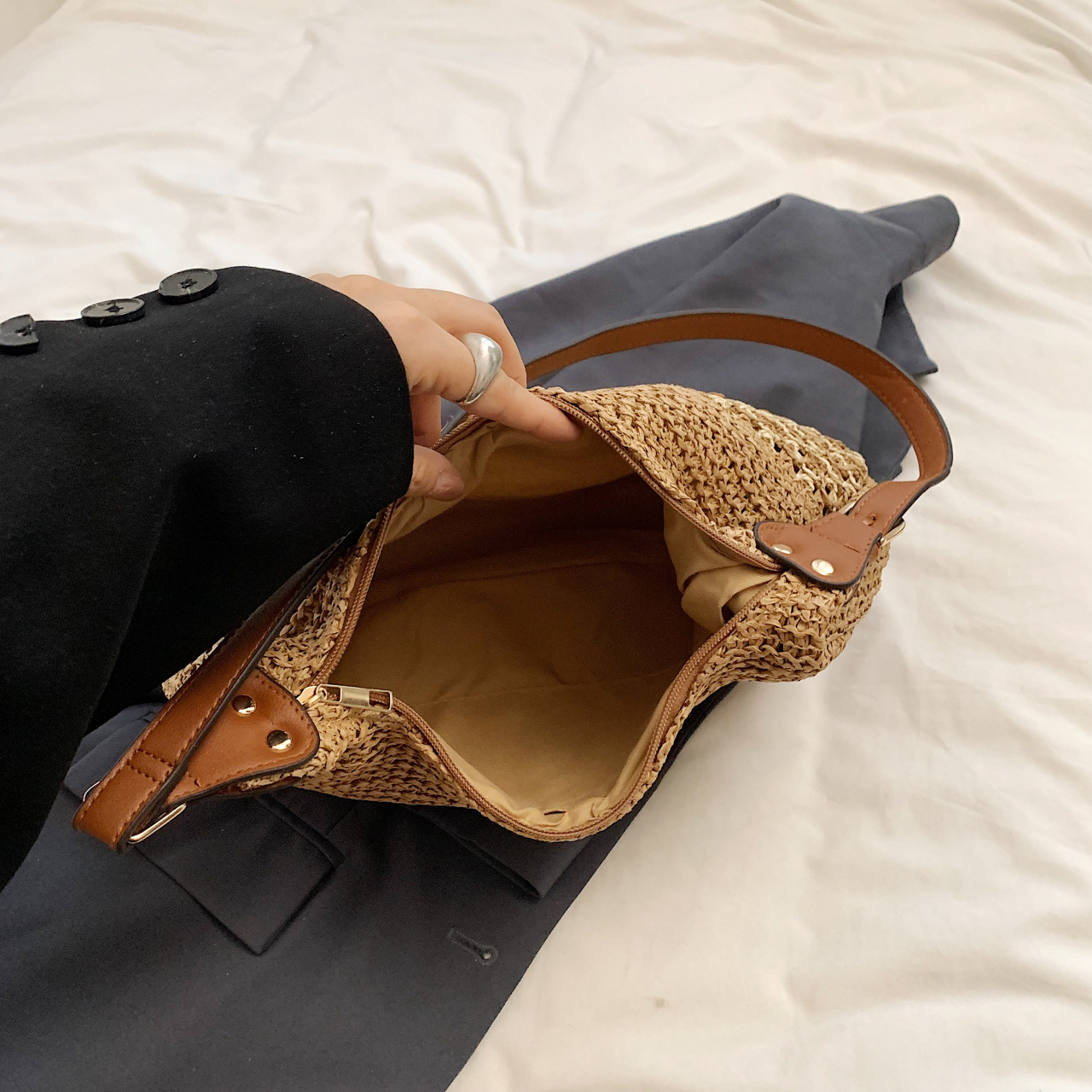 2025 New Fashionable Summer Commuter Straw Women's Trendy Large Capacity Crossbody Bag Casual Woven Beach Single Shoulder #swissmilitary