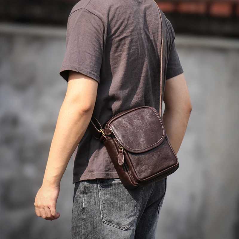 2025S Designer GURO High Quality Head Layer Cowhide Bag Mens Genuine Leather Small Crossbody Mans Satchel Daily Mobile PouchC250222 Shoulder crossbody