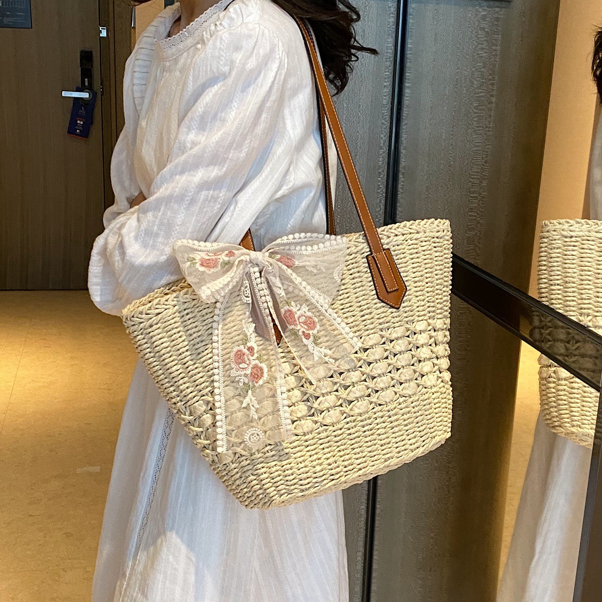 Woven high-capacity for women's 2024 new summer hollow out shoulder bag, beach commuting tote bag #swissmilitary