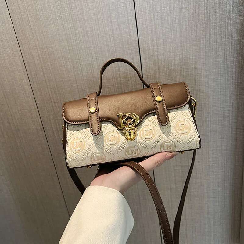 Retro Colorful Ladies Crossbody Baguette Fashion Emed Handbag Small Square Bag Casual Hundred Shoulder Girls