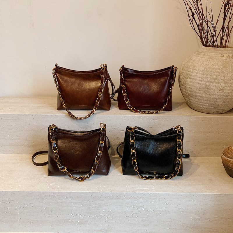 Large capacity bucket trendy new bags, exquisite chain bag, commuting high-end single shoulder crossbody bag