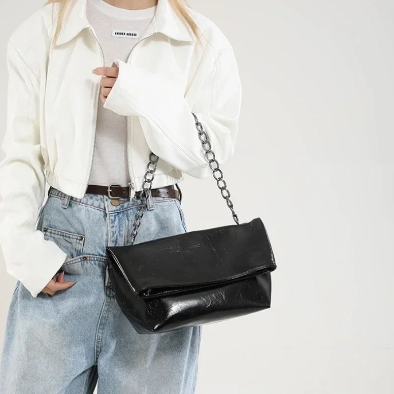 2025 PU Zipper Handsome Shoulder Bag Flip Buckle Product Large Capacity Sewing Thread Fashion Handbag 250218