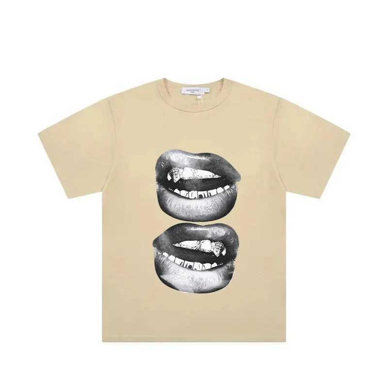 Retro Simple Sexy lips Print Summer Cotton T-Shirt Fashion Men Clothing Fashion Tops Tees Men Casual Solid Color Streetwear TopsT250227