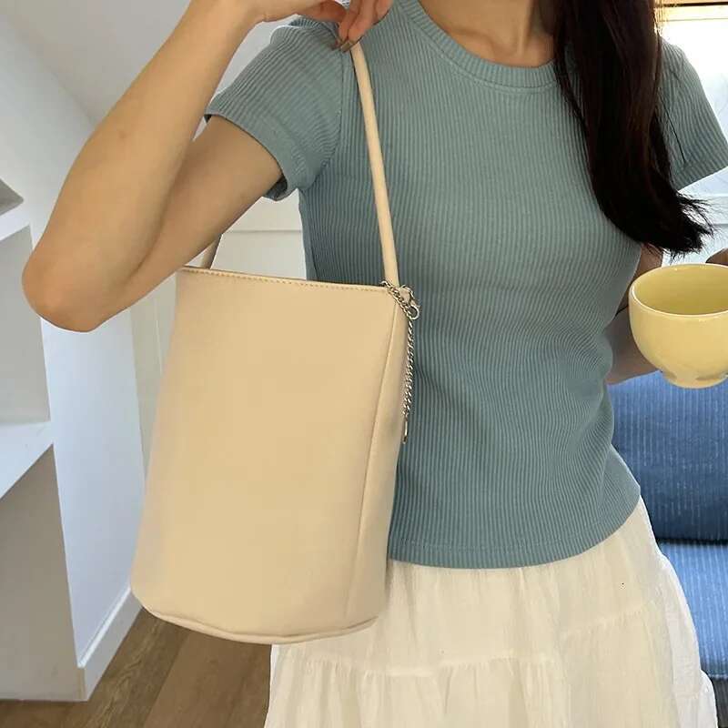Homemade Women New Style5 New Retro Soft Leather Portable Bucket All-Match Commuter Shoulder Underarm Bag Purses And Handbags