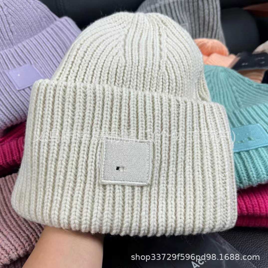 BeanieSkull Caps Autumn and Winter New Square Logo Smile Live Streaming Internet Celebrity Same Style Knitted Hat Mens and Womens Knitted Hat Versatil