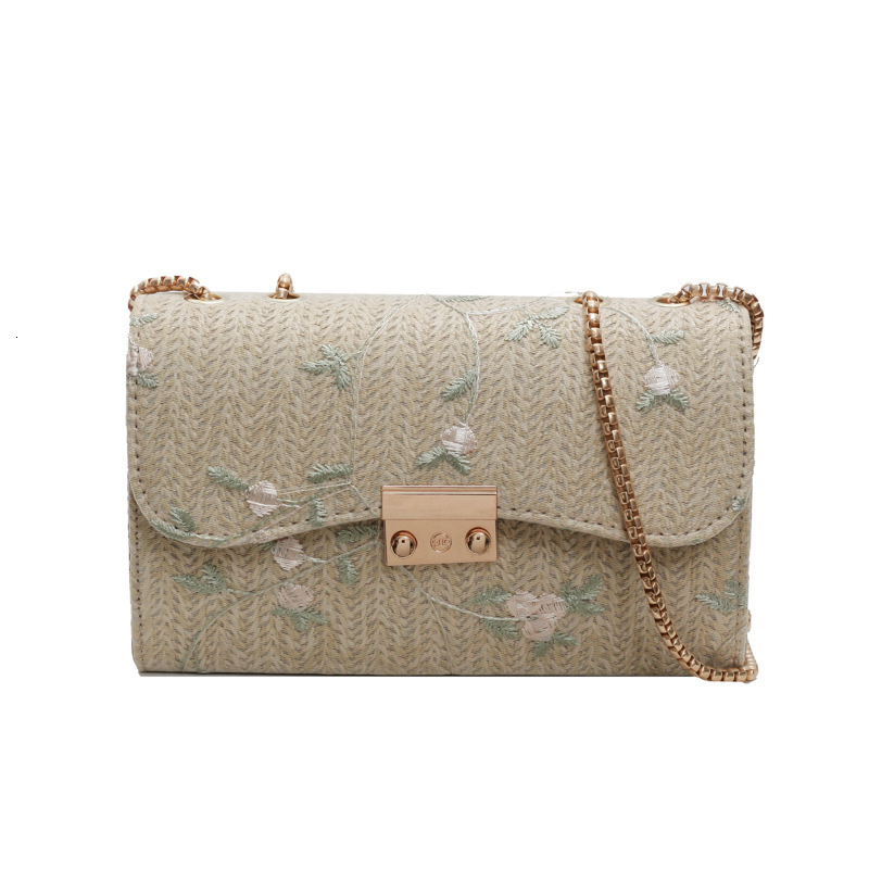 Summer Fashion Straw for Women 2025 New Seaside Beach Woven Trendy Chain Crossbody Small Square Bag