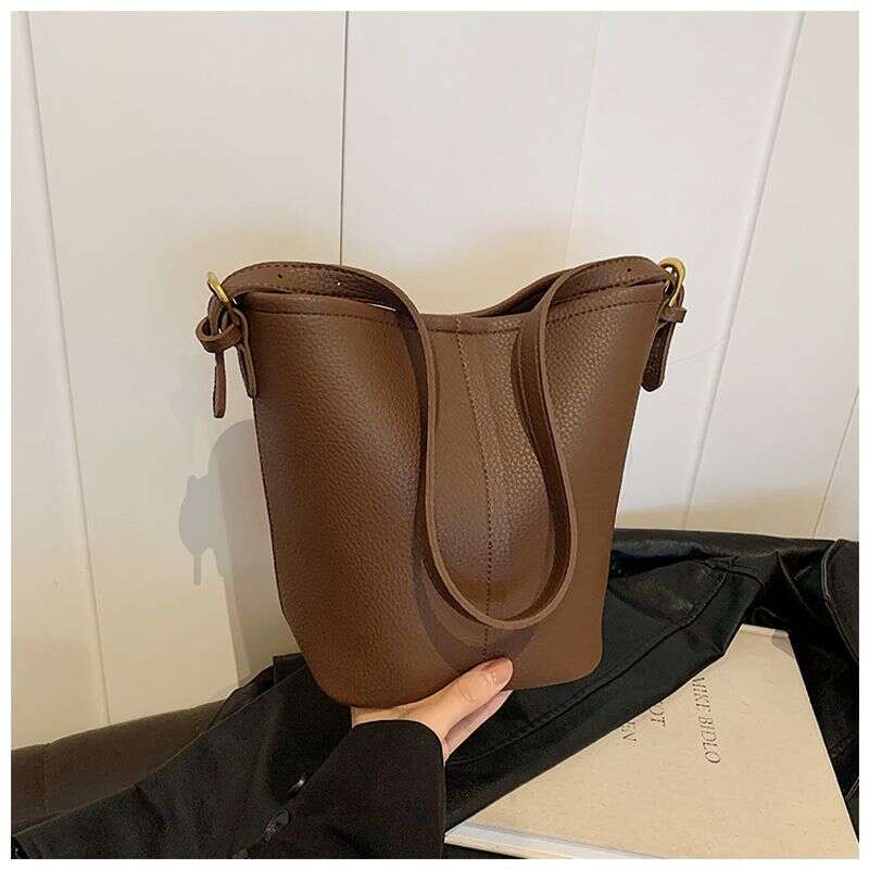 Women's Bags niche handbag women's new super hot summer crossbody bucket fashionable commuting single shoulder armpit bag