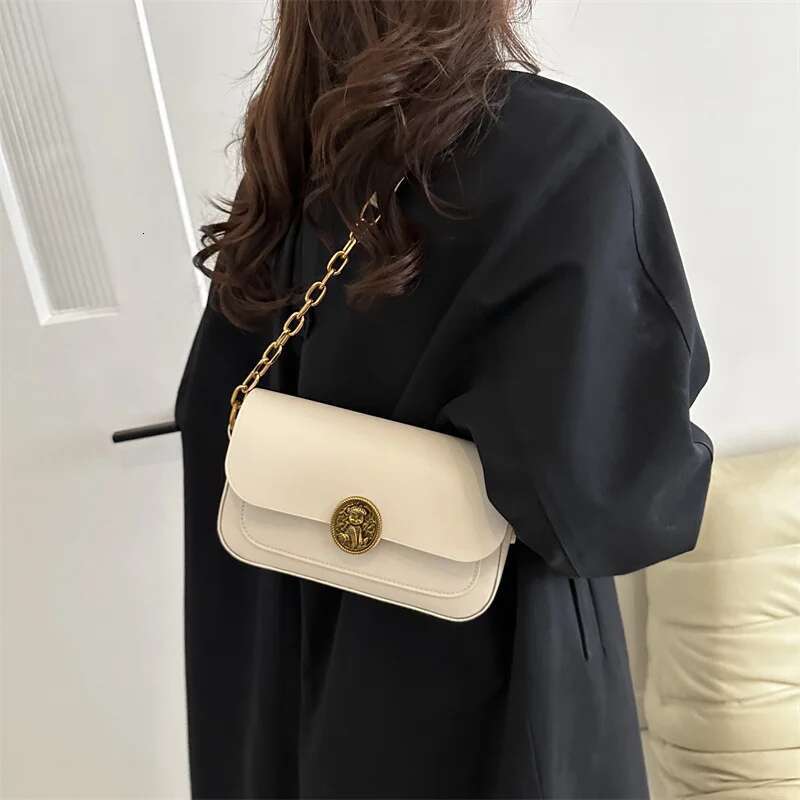 Vintage Solid Color Shoulder Fashion With Cover Girls Underarm Fine Buckle Design Ladies Bag Metal Decoration PU M