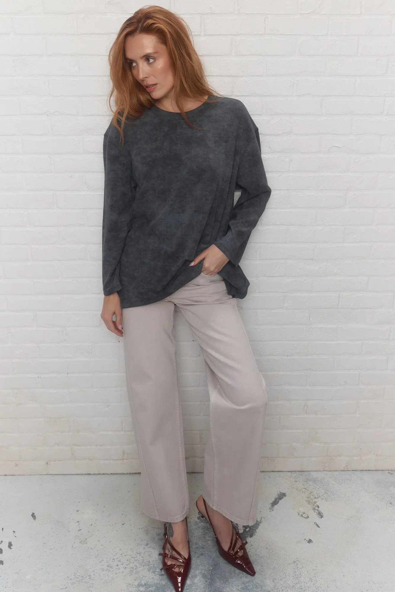 Women's Casual Gray Tie-dye Long Sleeve Top with Scoop neckline Long wide sleeves and Dropped armholes